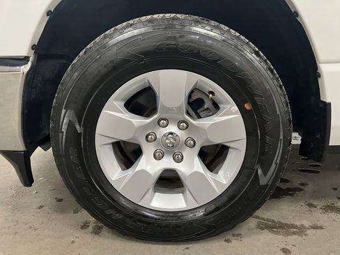 Used 2023 RAM 1500 Big Horn image 13