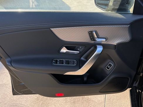 Used 2025 Mercedes-Benz CLA 250 image 13