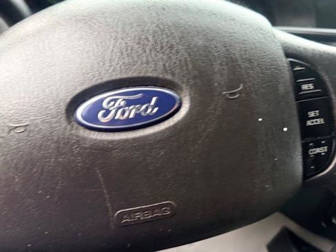 Used 2013 Ford E-350 and Econoline 350 Super Duty w/ Commercial Cargo Van Pkg RWD image 38