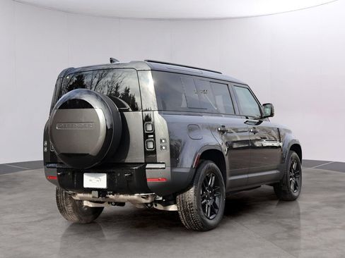New 2026 Land Rover Defender 110 S AWD/4WD image 7