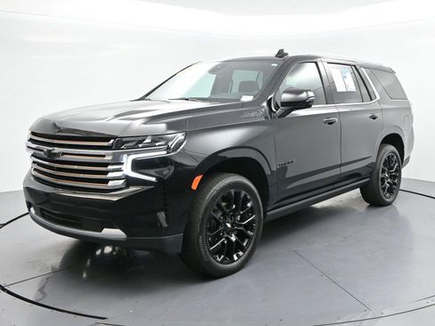 Used 2023 Chevrolet Tahoe High Country AWD/4WD image 3