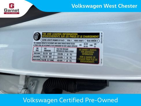 Used 2023 Volkswagen Atlas Cross Sport SEL R-Line AWD/4WD image 14