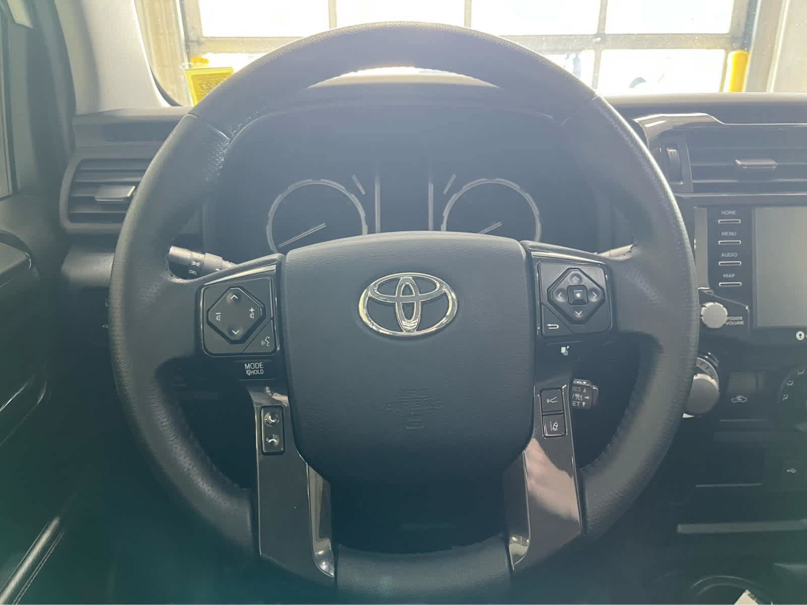 Used 2023 Toyota 4Runner TRD Off-Road AWD/4WD image 16