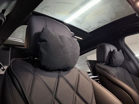 New 2026 Mercedes-Benz Maybach S 580 4MATIC image 15