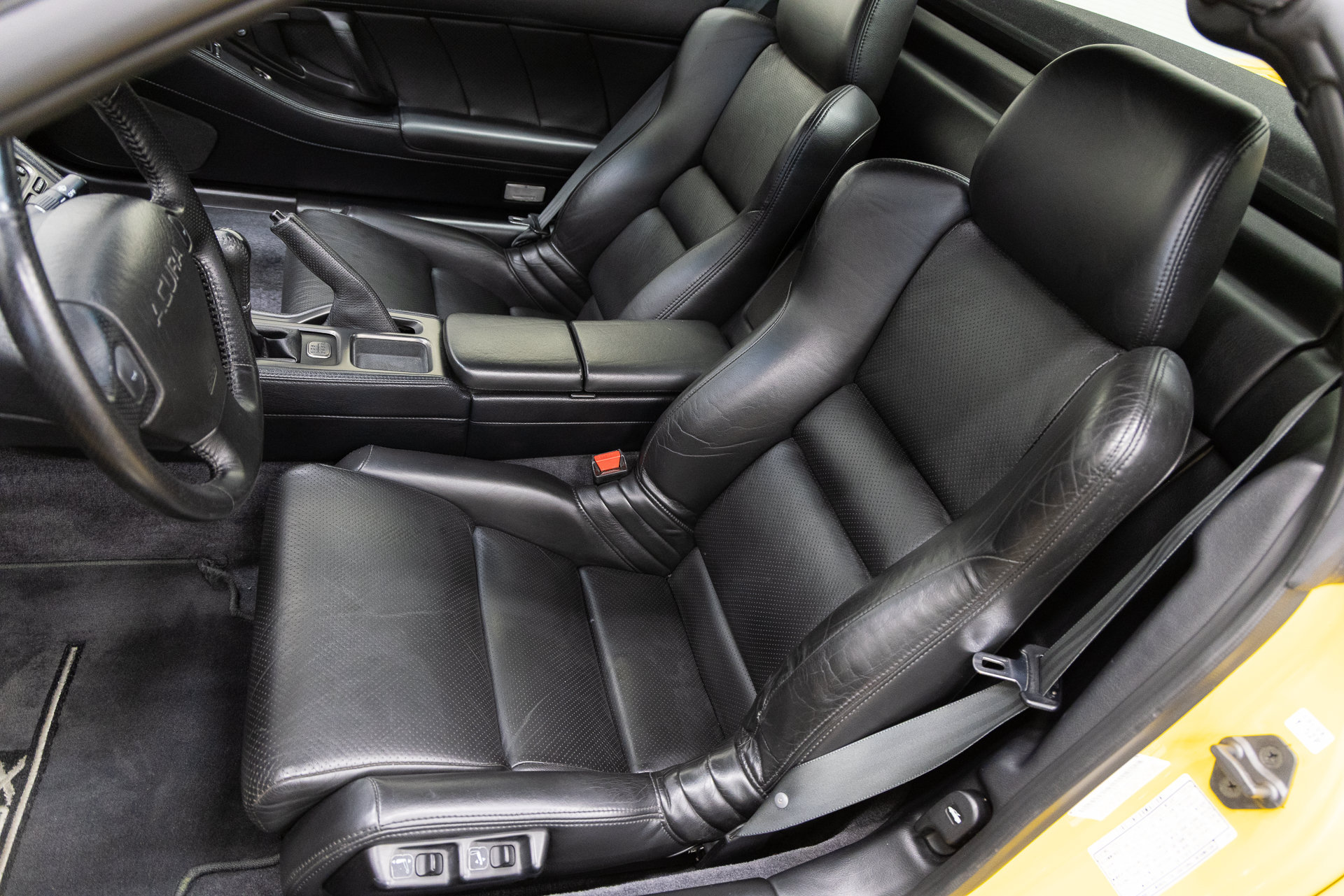 Used 2000 Acura NSX T RWD image 13