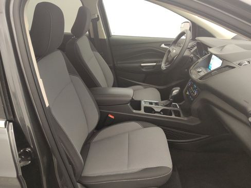 Used 2019 Ford Escape SE FWD image 21