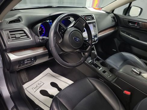 Used 2019 Subaru Outback 2.5i Limited w/ Popular Package #2 image 14