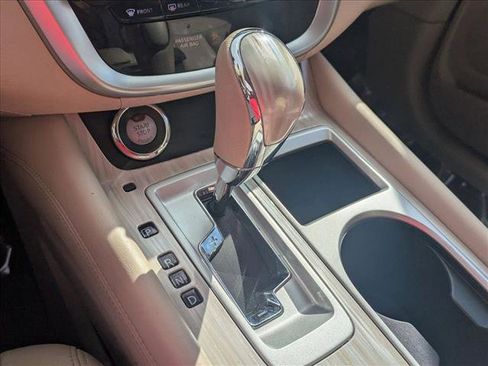 Used 2018 Nissan Murano Platinum image 15