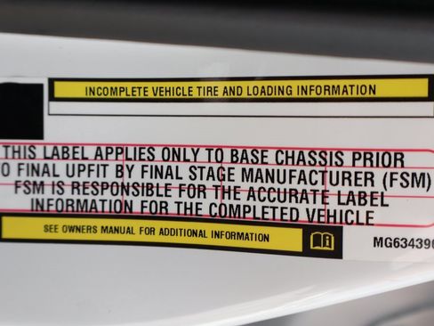 Used 2021 RAM 5500 Tradesman w/ Chrome Appearance Group image 44