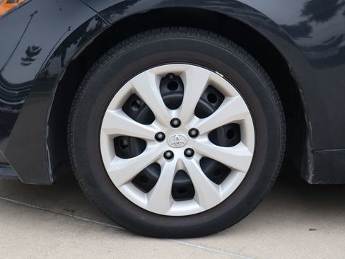 Used 2024 Toyota Corolla LE FWD image 10