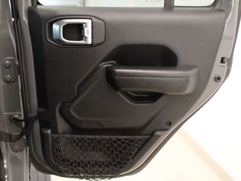Used 2020 Jeep Wrangler Unlimited Sport S AWD/4WD image 27