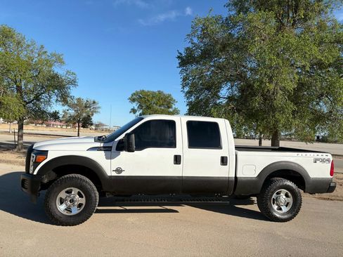 Used 2014 Ford F250 XL w/ Power Equipment Group image 6