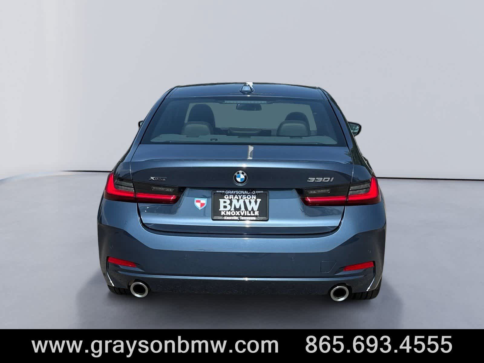 Used 2026 BMW 330i xDrive Sedan AWD/4WD image 4
