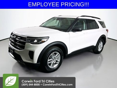 New 2026 Ford Explorer Active AWD/4WD image 5
