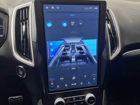 Used 2022 Ford Edge ST-Line image 18