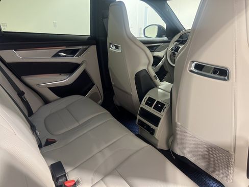 New 2026 Jaguar F-PACE R-Dynamic S image 27