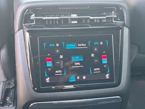 Certified 2025 Cadillac Escalade IQ Sport 1 w/ LPO, ONYX Package AWD/4WD image 14
