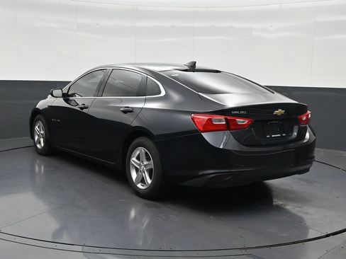 Used 2023 Chevrolet Malibu LS FWD image 3