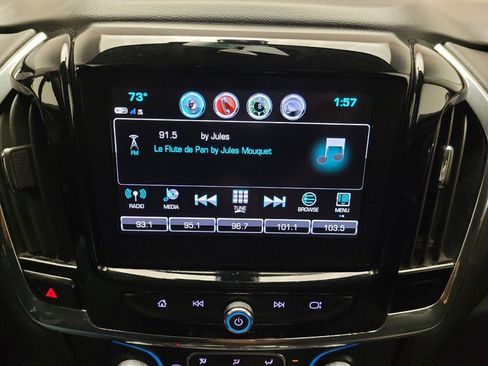 Used 2019 Chevrolet Traverse LT image 25