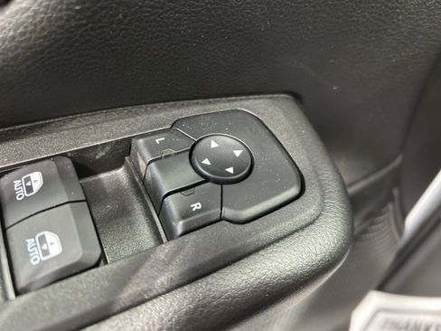 New 2026 RAM 1500 Express AWD/4WD image 30