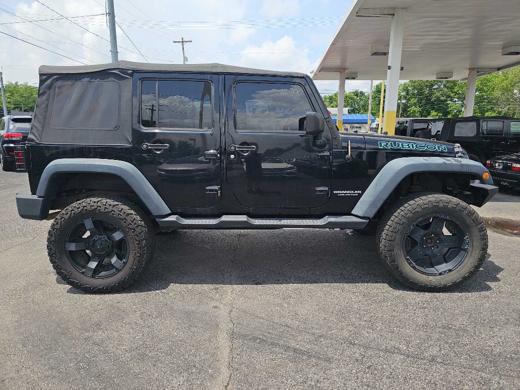Used 2014 Jeep Wrangler Unlimited Rubicon w/ Connectivity Group AWD/4WD image 19