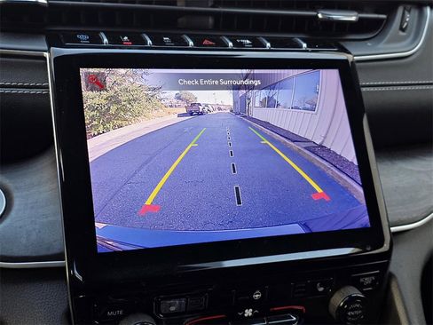 Used 2024 Jeep Grand Cherokee Limited 4xe w/ Trailer Tow Package image 18