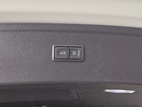 Certified 2023 Audi Q5 2.0T Premium w/ Convenience Package AWD/4WD image 14