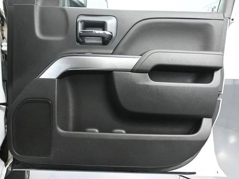 Used 2018 Chevrolet Silverado 1500 LT w/ All Star Edition image 45