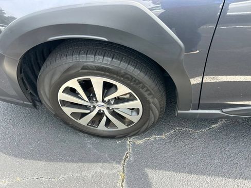Certified 2025 Subaru Outback Premium AWD/4WD image 14