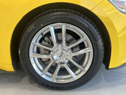 Used 2016 Ford Mustang Convertible w/ Equipment Group 051A RWD image 10
