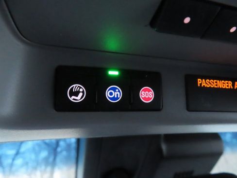 Used 2019 Cadillac Escalade Premium Luxury image 15