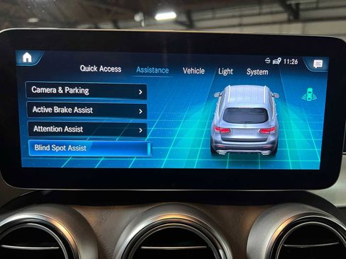 Used 2022 Mercedes-Benz GLC 300 4MATIC image 34