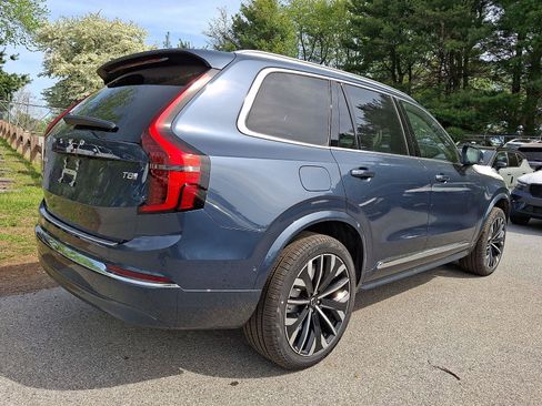 New 2026 Volvo XC90 T8 Ultra w/ Protection Package AWD/4WD image 4