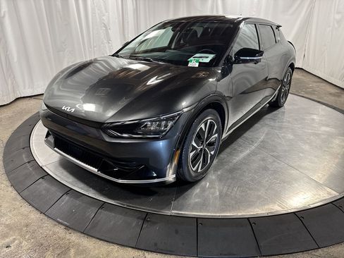 Certified 2023 Kia EV6 Wind w/ Wind Technology Package image 1