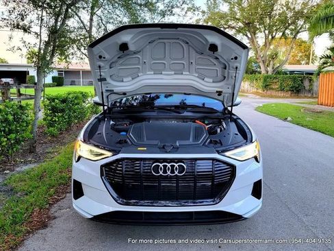 Used 2021 Audi e-tron Premium Plus w/ Premium Plus Package image 77