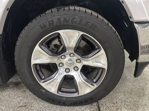 Used 2021 RAM 1500 Laramie AWD/4WD image 10