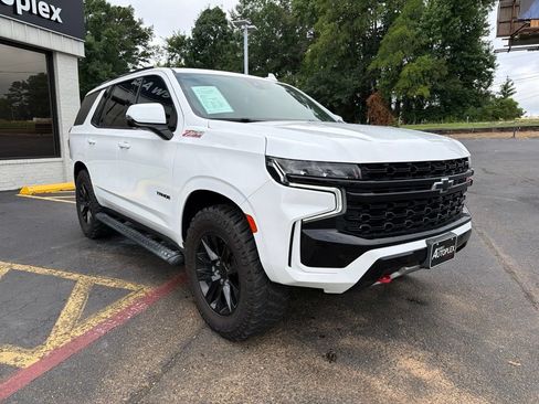 Used 2021 Chevrolet Tahoe Z71 w/ Z71 Off-Road Package AWD/4WD image 4