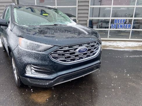 Used 2022 Ford Edge SEL w/ Convenience Package image 5