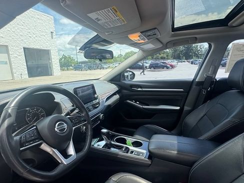 Used 2022 Nissan Altima 2.5 SL FWD image 17