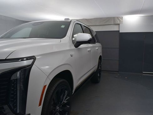 Certified 2025 Cadillac Escalade Sport Platinum image 42