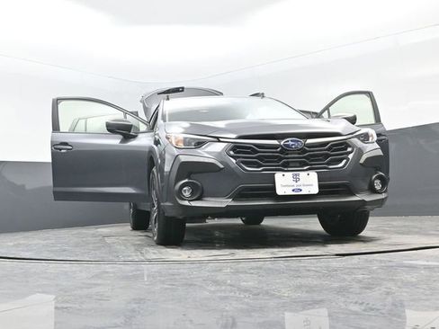 Used 2024 Subaru Crosstrek 2.0i Premium image 37