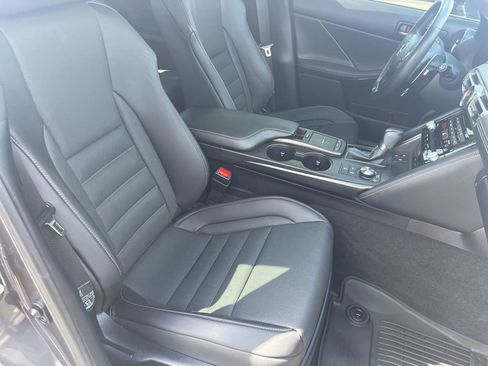 Used 2022 Lexus IS 350 F Sport w/ Dynamic Handling Package image 9