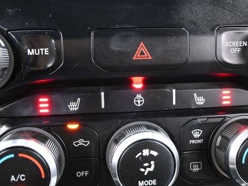 Used 2021 RAM 1500 Big Horn RWD image 21