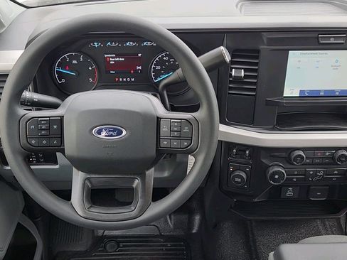 New 2025 Ford F550 4x4 Crew Cab Super Duty image 21
