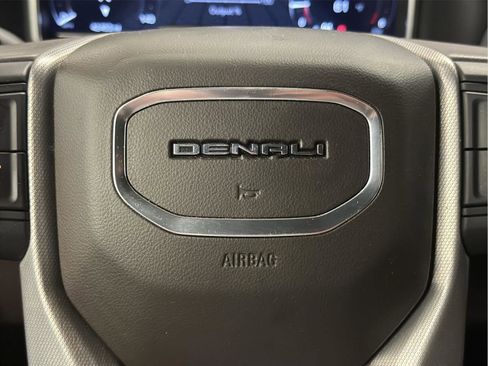 Used 2023 GMC Sierra 1500 Denali w/ Denali Reserve Package image 18