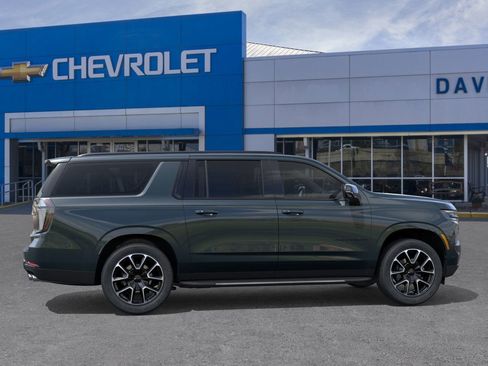 New 2026 Chevrolet Suburban RST w/ Comfort Package image 5