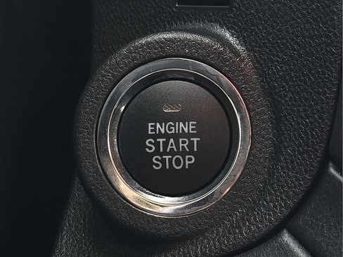 Certified 2025 Subaru Outback Touring image 17