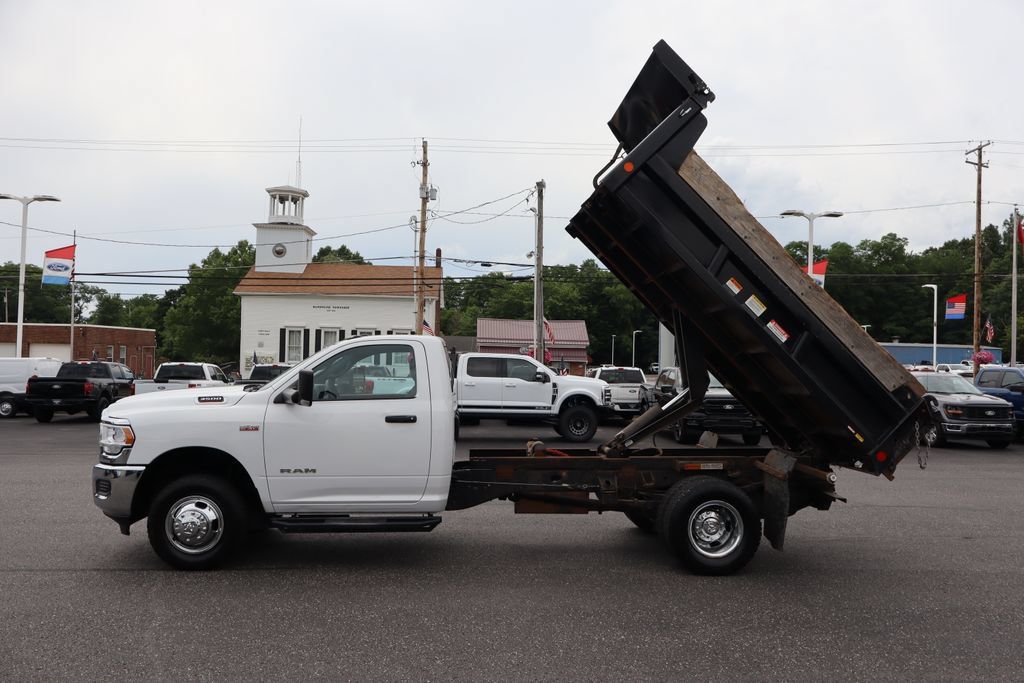 Used 2021 RAM 3500 Tradesman w/ Chrome Appearance Group RWD image 17