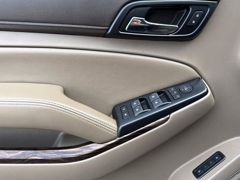 Used 2020 GMC Yukon SLT w/ Open Road Package image 12