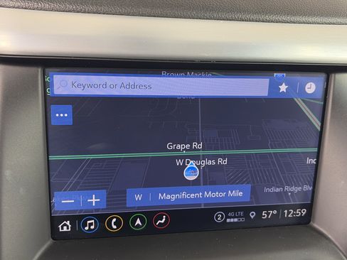 Certified 2023 GMC Acadia SLE w/ Driver Convenience Package image 27